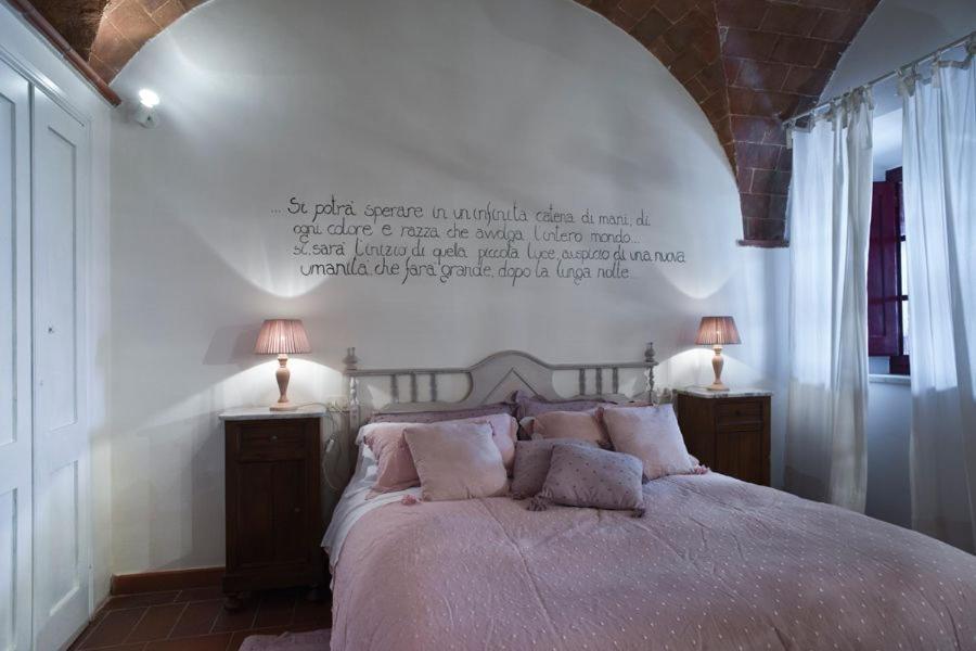Agriturismo Santa Vittoria فولتيرا المظهر الخارجي الصورة