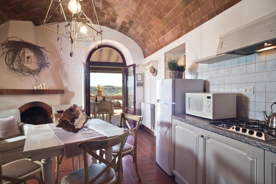 Agriturismo Santa Vittoria فولتيرا المظهر الخارجي الصورة